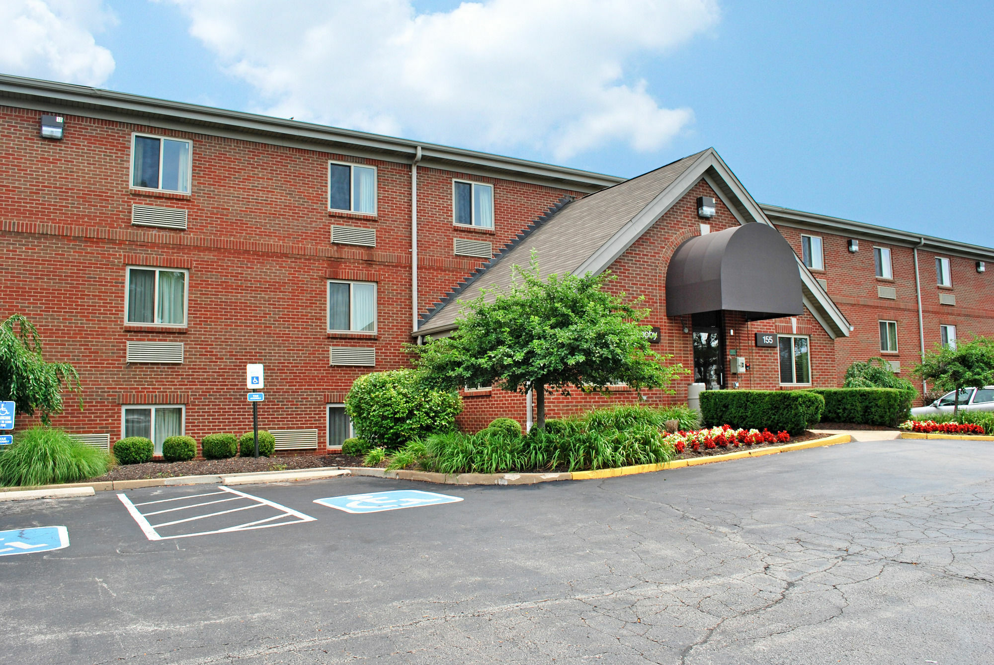Welcome Suites Hazelwood Extended Stay Hotel Eksteriør billede